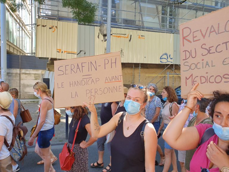 15 juin 2021 à Bordeaux, le médical et le médicosocial exclu du Ségur manifestent en nombre !